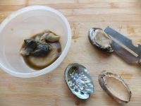 红烧鲍鱼的做法步骤2