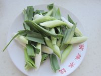干煸肥肠的做法步骤3