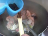 红烧鲶鱼的做法步骤15