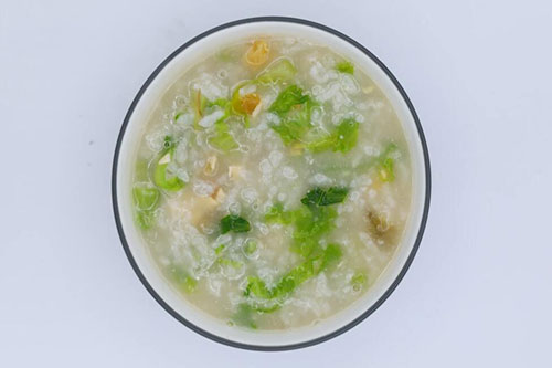 皮蛋生菜粥的做法 怎么做皮蛋生菜粥好吃