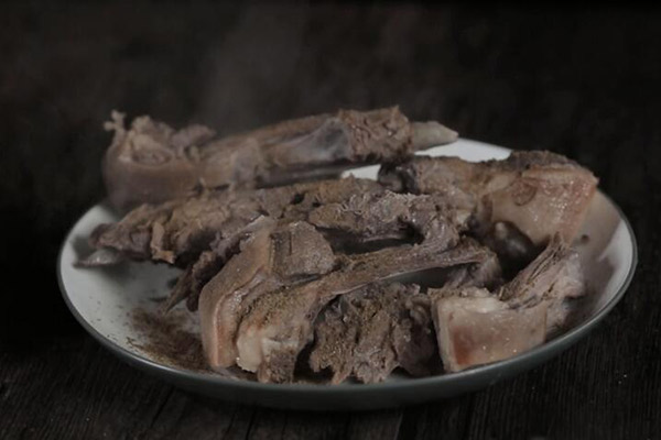 羊排怎么做好吃 炖羊排的做法