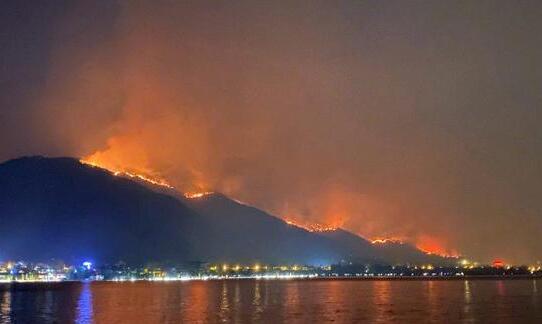 四川西昌山火灾区天气预报 本周西昌天气仍旧干燥