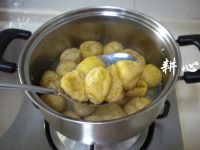 云耳炒油面筋的做法步骤4