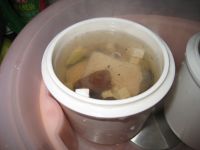 黄精茯苓瘦肉汤的做法步骤5