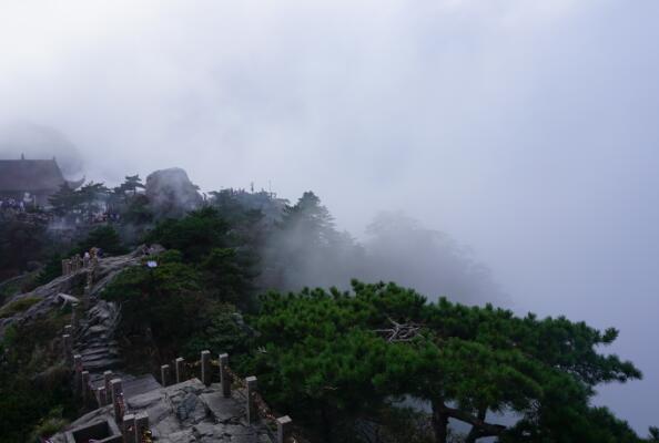 九华山在哪里 九华山属于哪个省份哪个城市