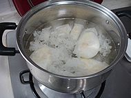 银耳雪梨糖水的做法步骤6