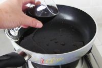 红酒煎藕饼的做法步骤7