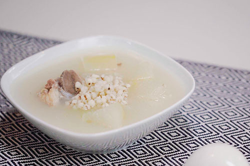 冬瓜薏米排骨汤的做法 冬瓜薏米排骨汤做法大全