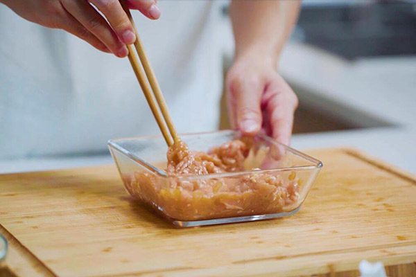 京酱肉丝的做法 京酱肉丝的正宗做法