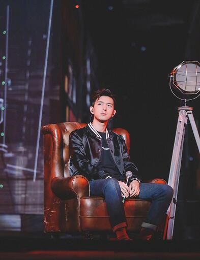 2020东方卫视跨年节目单出来了 李现跨年首秀肖战再唱金曲