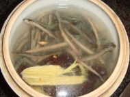 浮小麦黄芪泥鳅汤的做法步骤7
