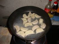 芹香猪肉馅饺子的做法步骤20