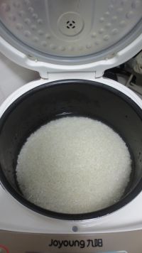 土豆焖饭的做法步骤1