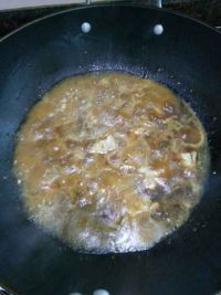 冬菜闷瘦肉粉肠的做法步骤9