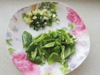 日本豆腐烧青椒木耳的做法步骤4