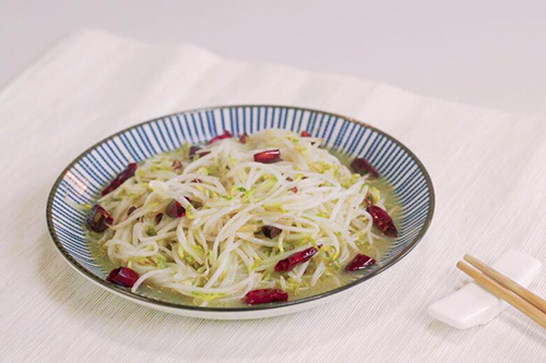 炝炒豆芽的做法 炝炒绿豆芽家常做法介绍
