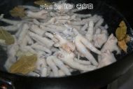 泡椒凤爪的做法步骤4