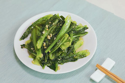 蒜蓉莴笋叶的做法 家常蒜蓉莴笋叶怎么做