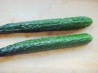 酱料肉末黄瓜卷的做法步骤1