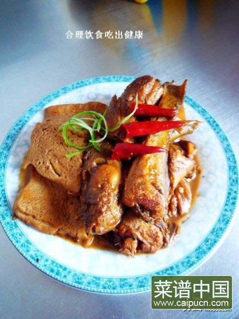 鲶鱼炖豆腐