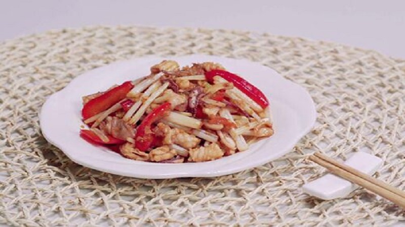 芹菜炒鲜鱿的做法 芹菜炒鲜鱿怎么做