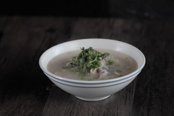 清炖羊肉汤的做法 羊肉炖汤怎么做
