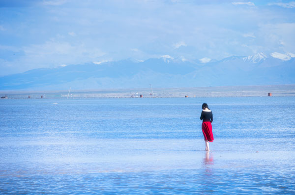 茶卡盐湖怎么拍照好看 茶卡盐湖拍照穿什么好