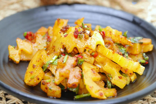 麻辣狼牙土豆的做法 麻辣狼牙土豆怎么做好吃