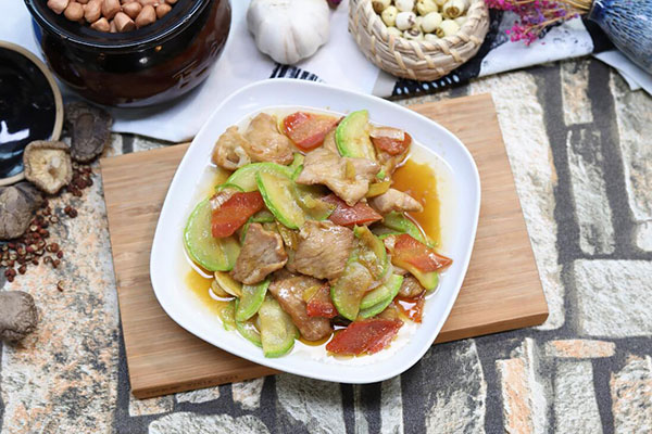 西葫芦炒肉的做法 西葫芦炒肉怎么炒