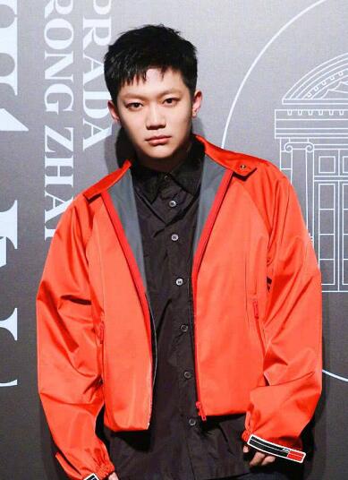 李小璐PGone跳同款舞是怎么回事 李小璐PGone跳同款舞是什么情况