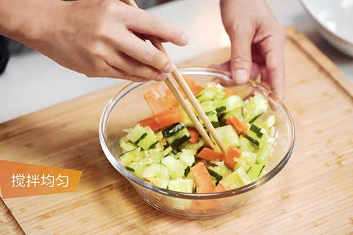 蒜泥黄瓜做法大全 蒜泥黄瓜的做法介绍