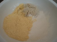 小米面豆渣枣糕的做法步骤1