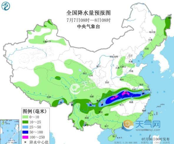 高考前夕南方降雨仍频繁 华北江淮中到大雨考生赴考备好雨具