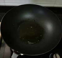 普宁豆酱焖金枪鱼的做法步骤3