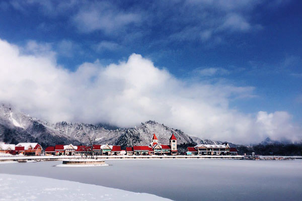 西岭雪山全年都下雪吗 西岭雪山几月份下雪
