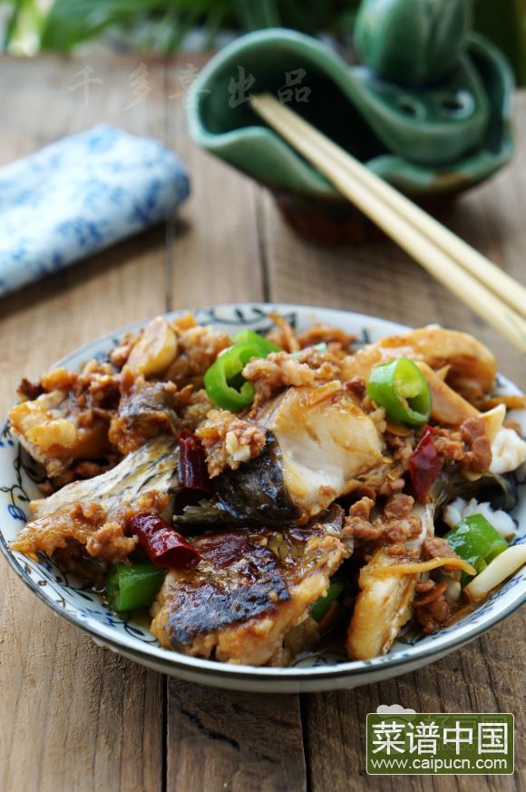 酱烧草鱼