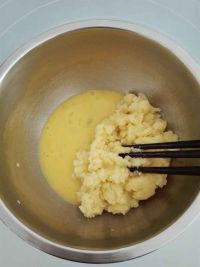 小泡芙的做法步骤6