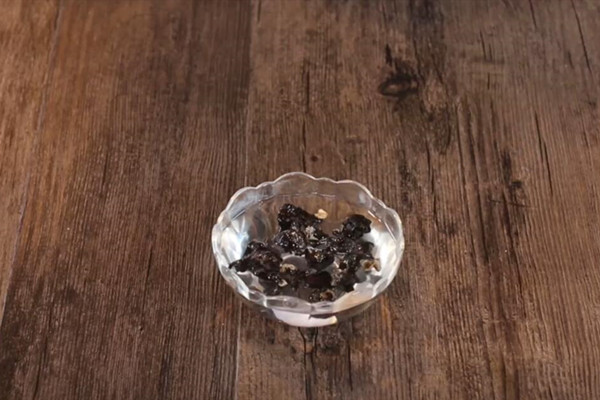 黑木耳凉拌怎么做 凉拌黑木耳的简单做法