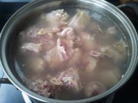 鱼翅猪骨汤的做法步骤10