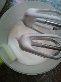 抹茶慕斯蛋糕的做法步骤10