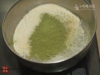 抹茶布丁的做法步骤2