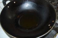 妈妈亲手做的蒸槐花的做法步骤7