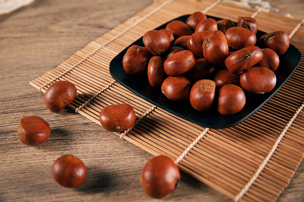 板栗脱皮方法 板栗怎么脱皮