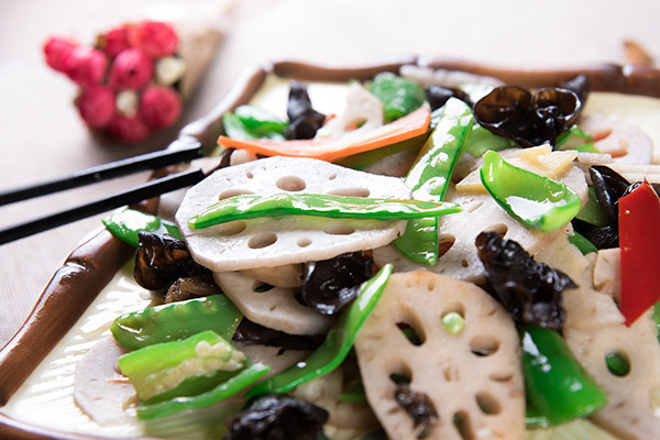 荷塘小炒正宗的做法 荷塘小炒怎么炒