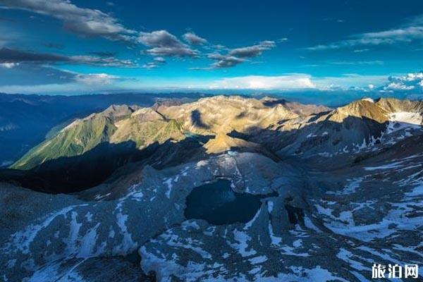 达古冰川开放时间 秋天去达古冰川怎么样