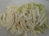 大白菜炒香菇的做法步骤2