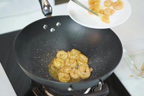 青瓜炒虾仁的做法 青瓜炒虾仁怎么做