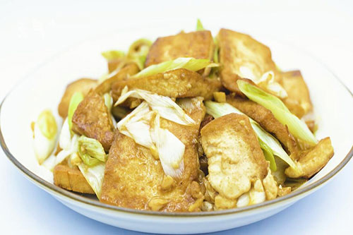 农家葱爆豆腐的做法 豆腐怎么做好吃