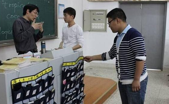 本科生禁带手机是什么情况 本科生为什么要禁带手机