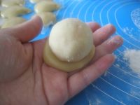 广式莲蓉蛋黄月饼的做法步骤14